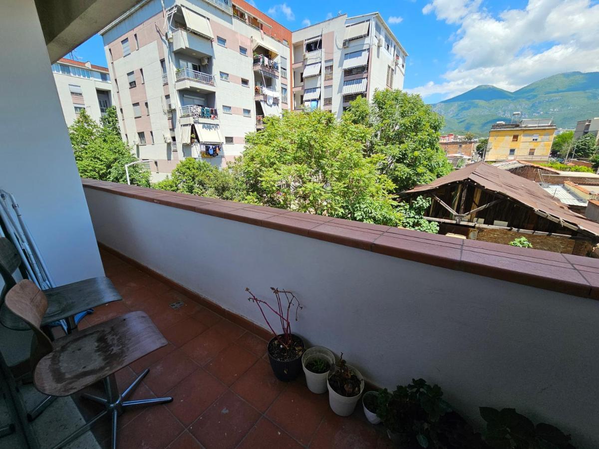 Tower Bridge Apartment Tirana Esterno foto